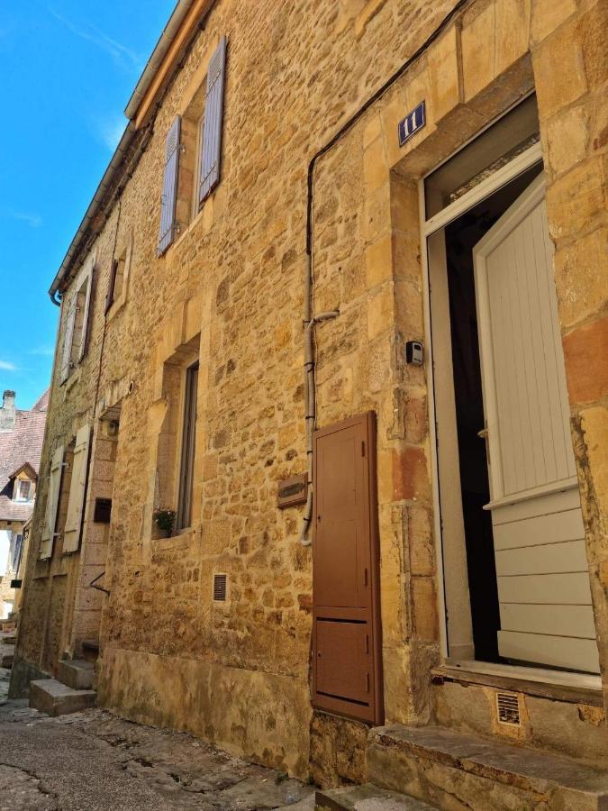 La Maison De Lily Au Coeur De La Cite Medievale Sarlat-la-Canéda Exterior foto